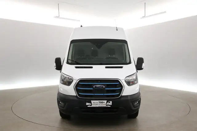 Ford Transit view 7