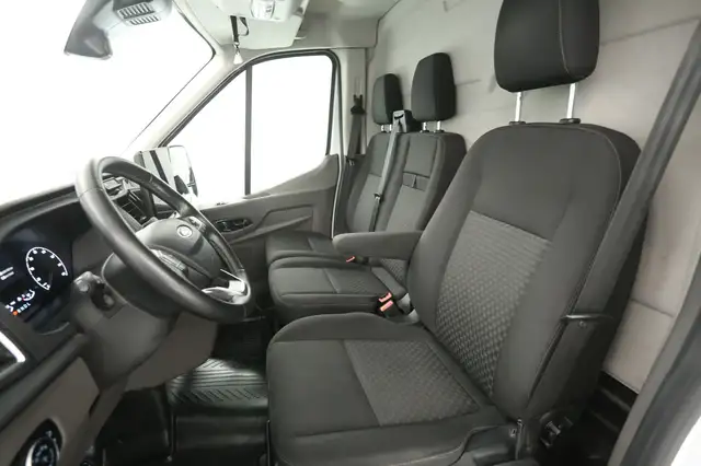 Ford Transit view 10