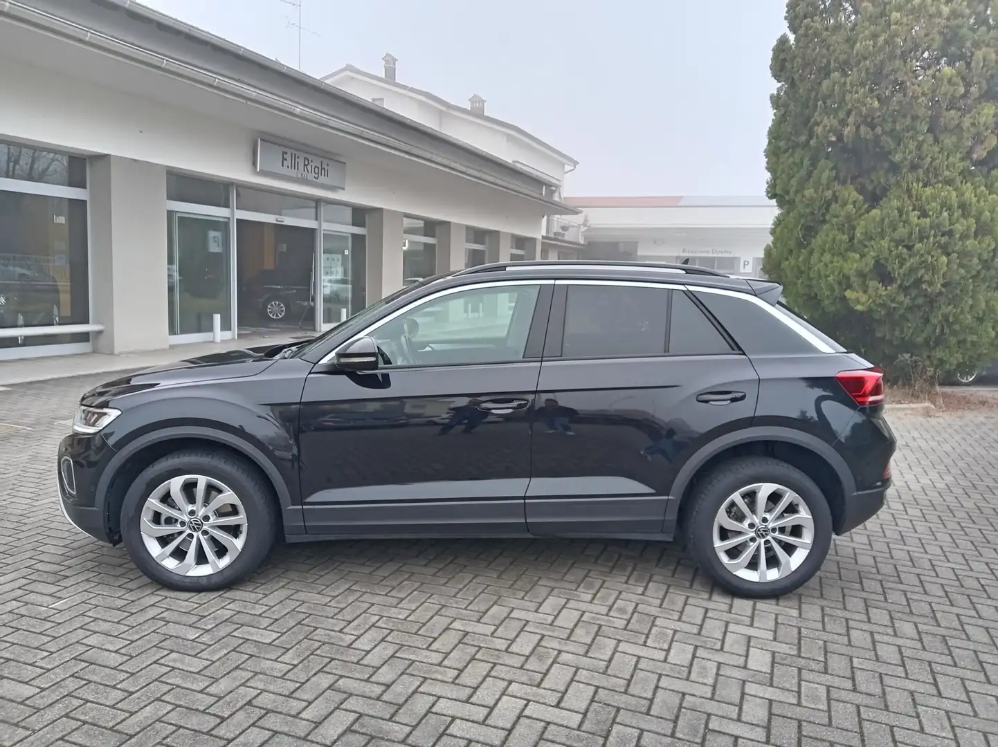 Volkswagen T-Roc T-Roc 2.0 TDI SCR 150 CV DSG Edition Plus Nero - 1