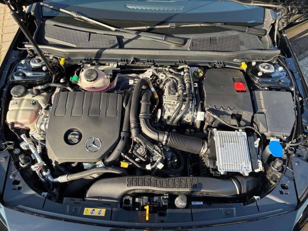 Mercedes-Benz A 250