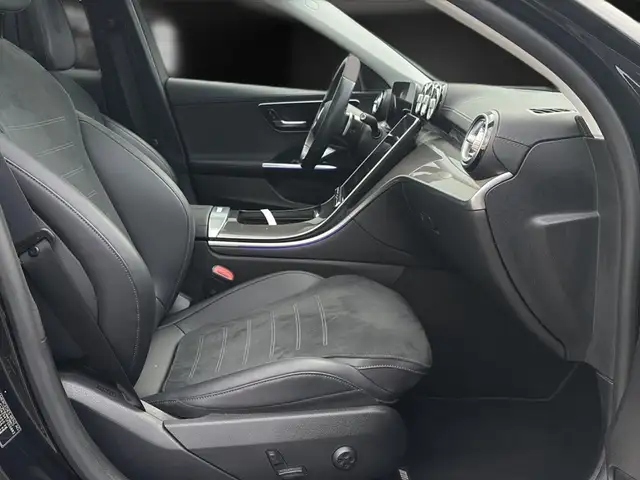 Mercedes-Benz C-Class view 15