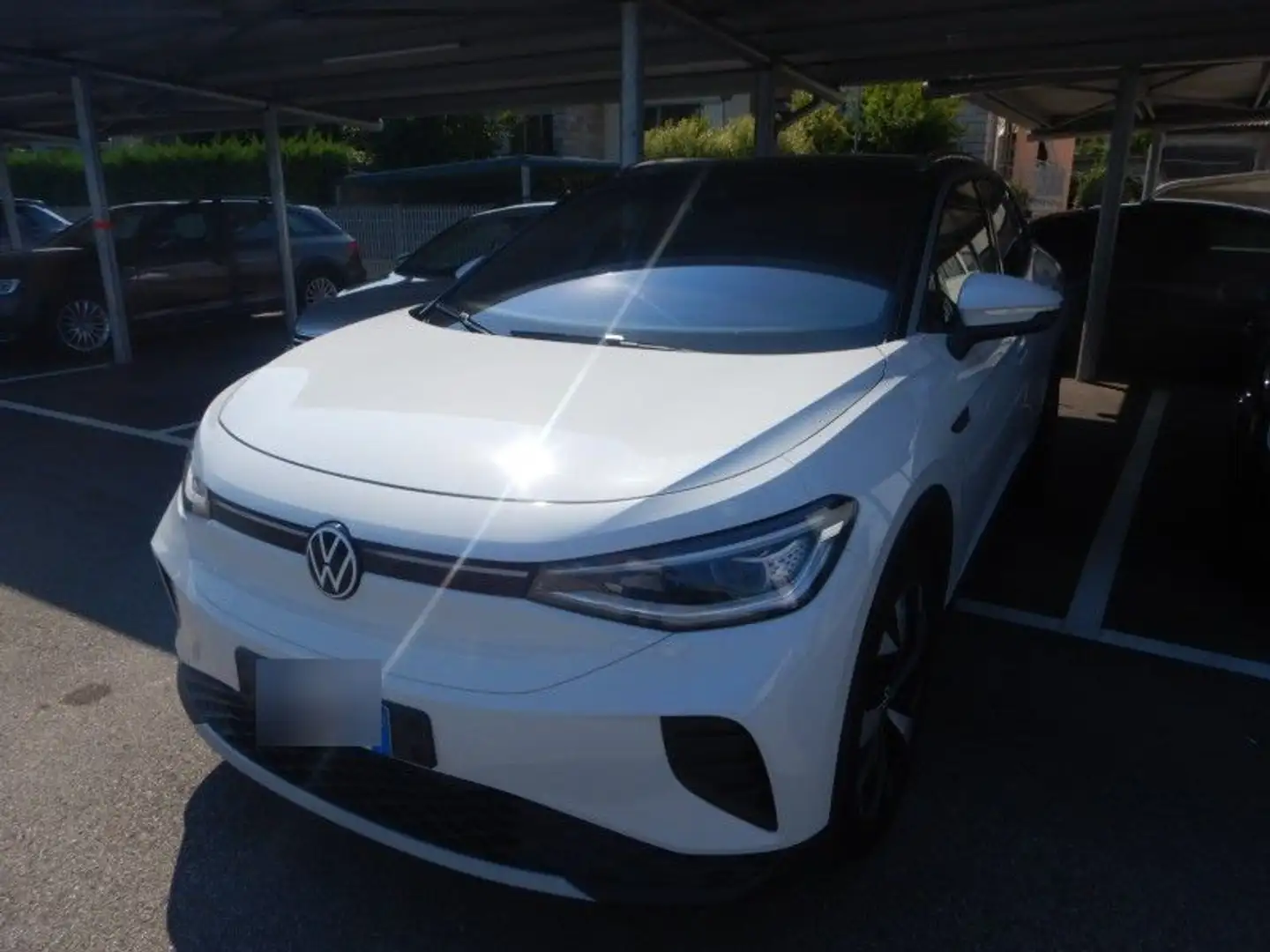 Volkswagen ID.4 Pro 4MO Matrix Navi Wärmep. Pro 195 kW 4Motion Weiß - 1