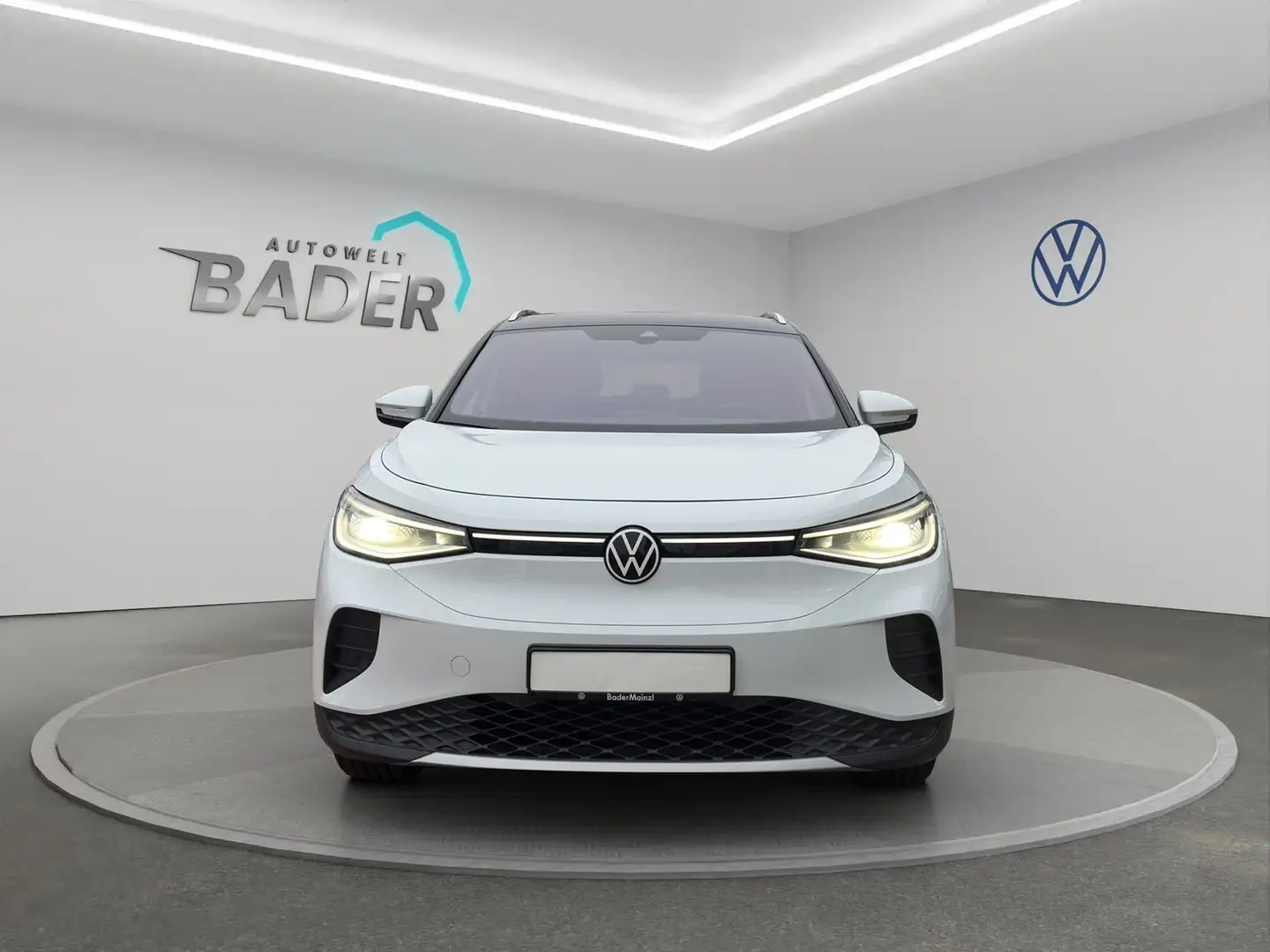 Volkswagen ID.4 Pro 4MO Matrix Navi Wärmep. Pro 195 kW 4Motion Weiß - 2