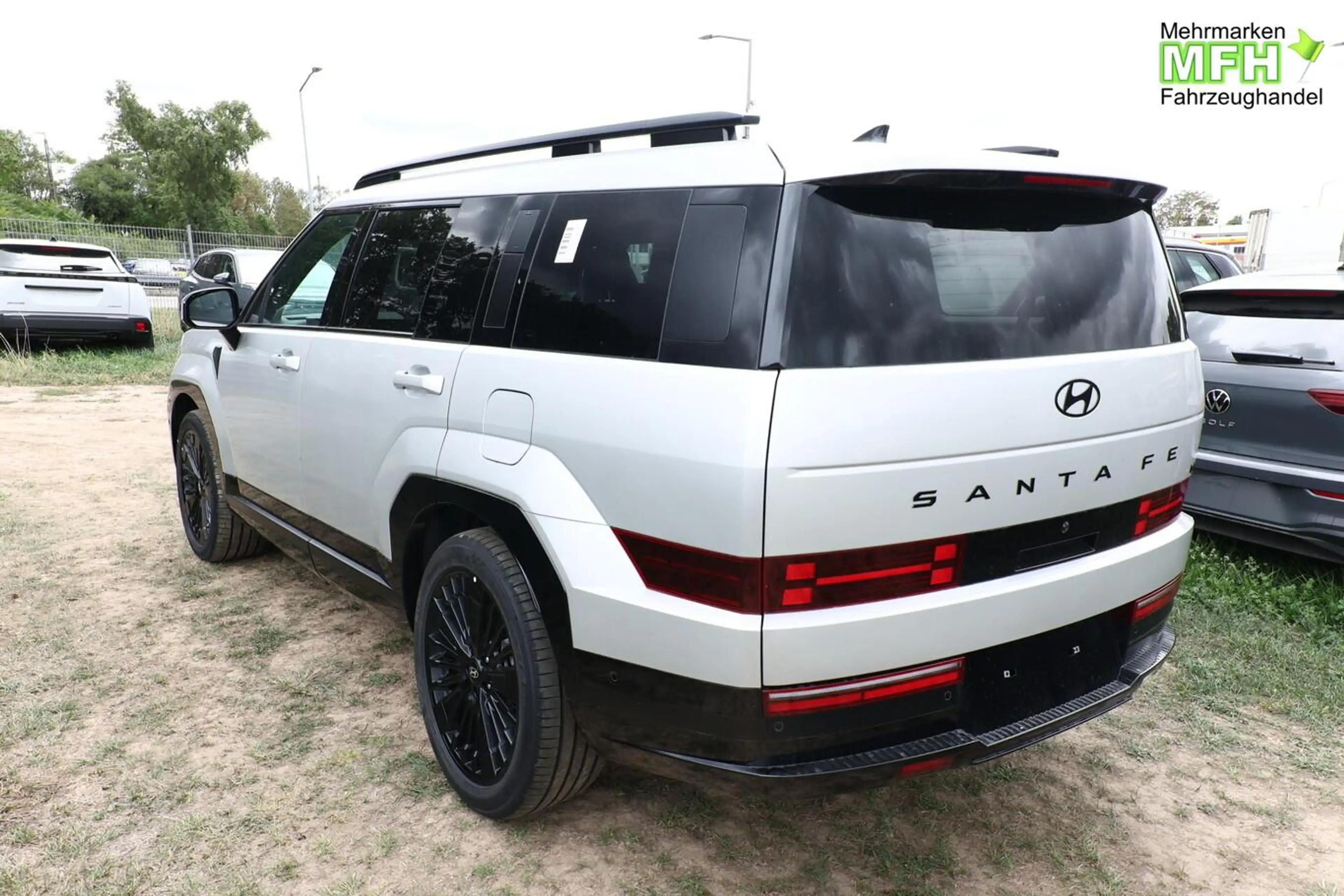 Hyundai SANTA FE HEV 4WD Blackline 7S Nappa Pano 20Z HUD 132 kW ... — photo 3