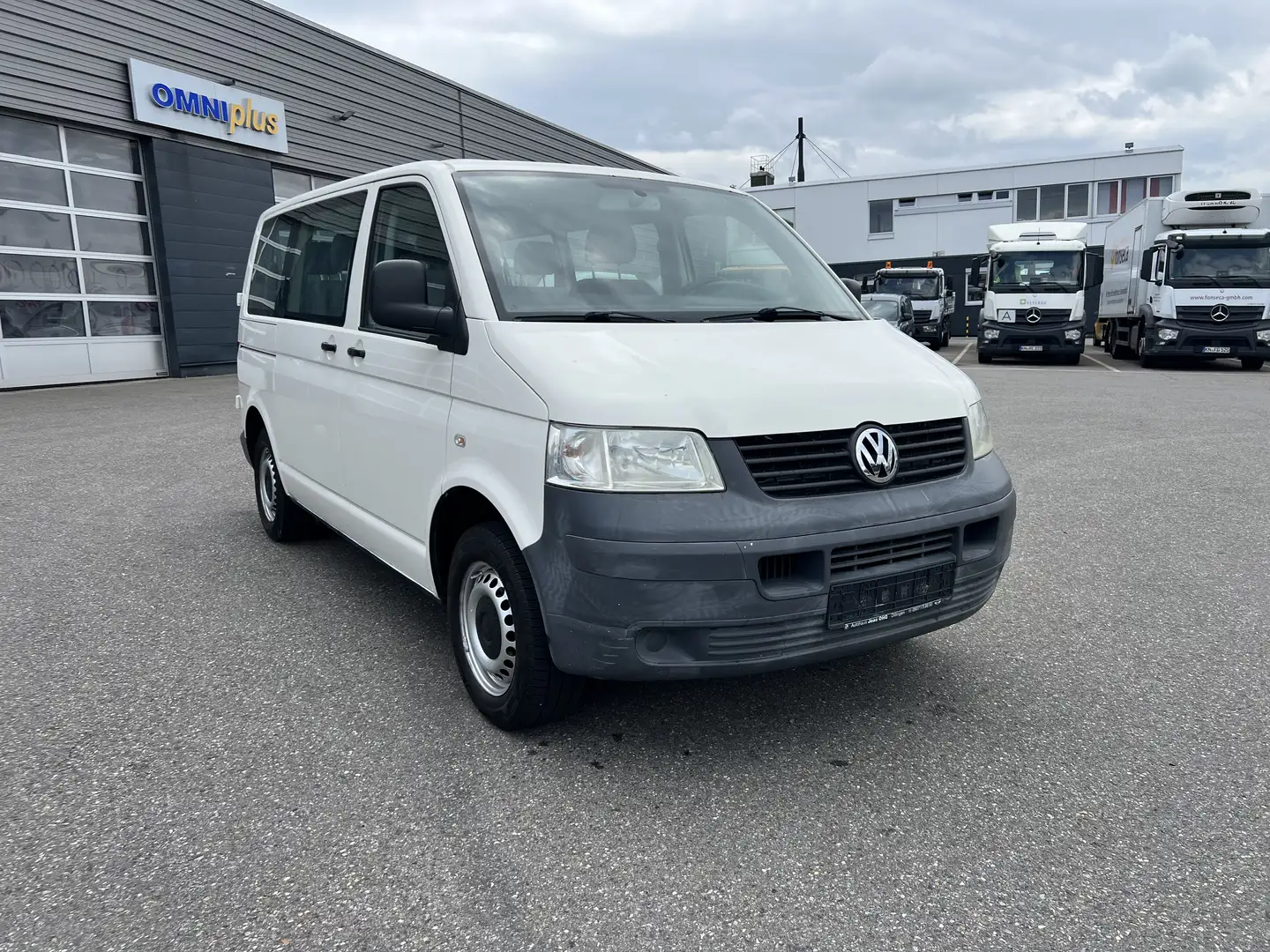 Volkswagen T5 Transporter 7HH172/WF2/PG1** 7 Sitzer* TUV AU. NEU ** Blanco - 1