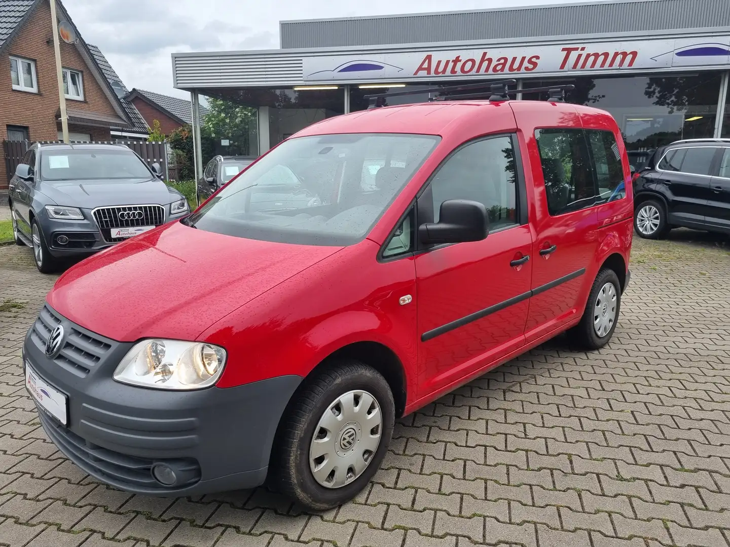 Volkswagen Caddy 1.4 Life (5-Si.) mit Klima ,AHK, 2 Schiebetüren Piros - 1