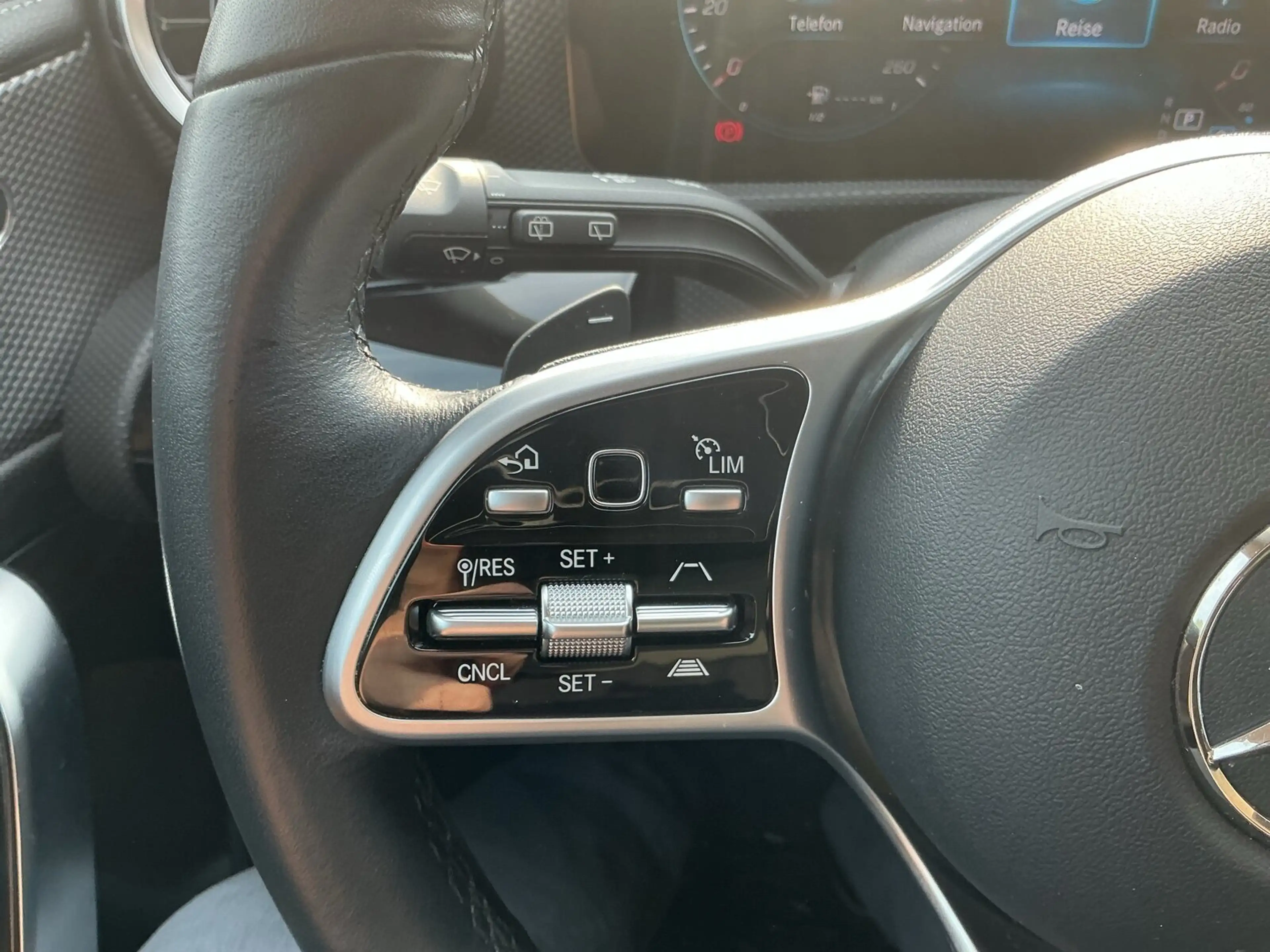Mercedes-Benz CLA 200 CLA 200 d 4M SB Progr Distro 360Kam LED 18Zoll — photo 14