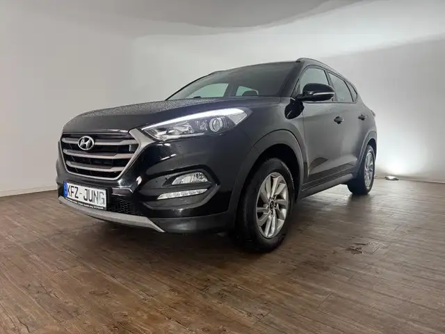 Hyundai Tucson view 3
