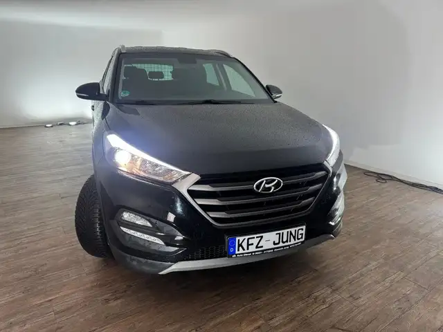 Hyundai Tucson view 4