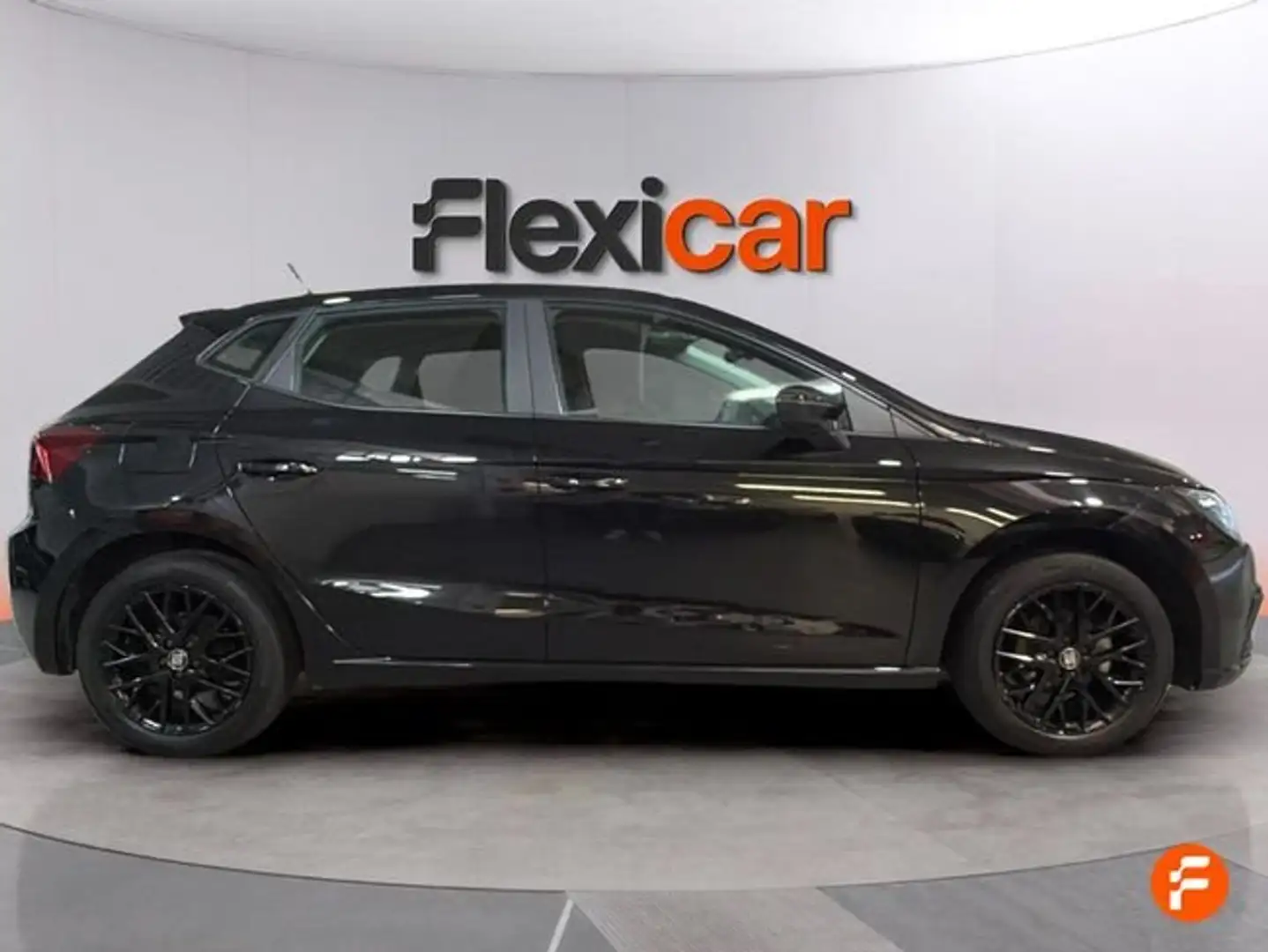 SEAT Ibiza 1.0 MPI S&S Reference XM 80 Negro - 2
