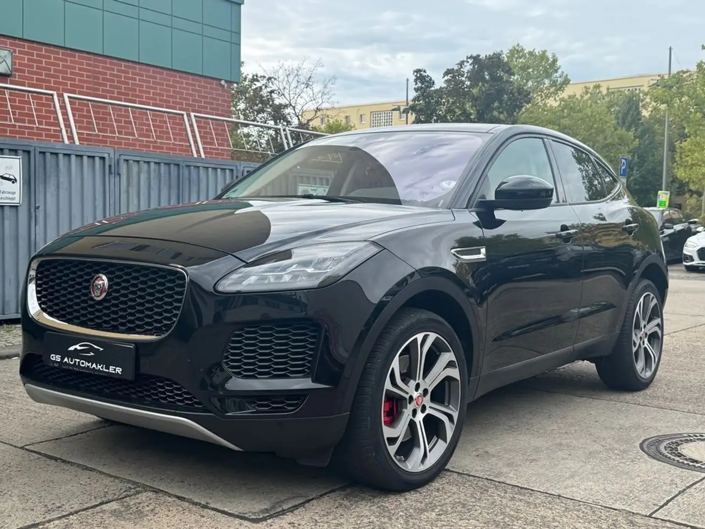 Jaguar E-Pace P200 S AWD PANO KAMERA LEDER Schwarz - 2