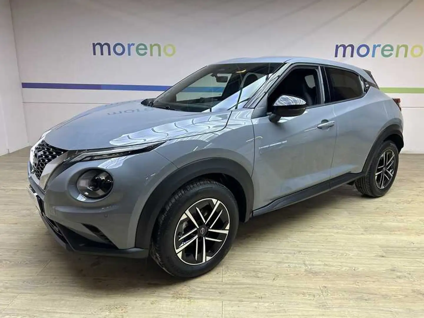 Nissan Juke 1.0 dig-t N-Connecta 114 CV Grigio - 1