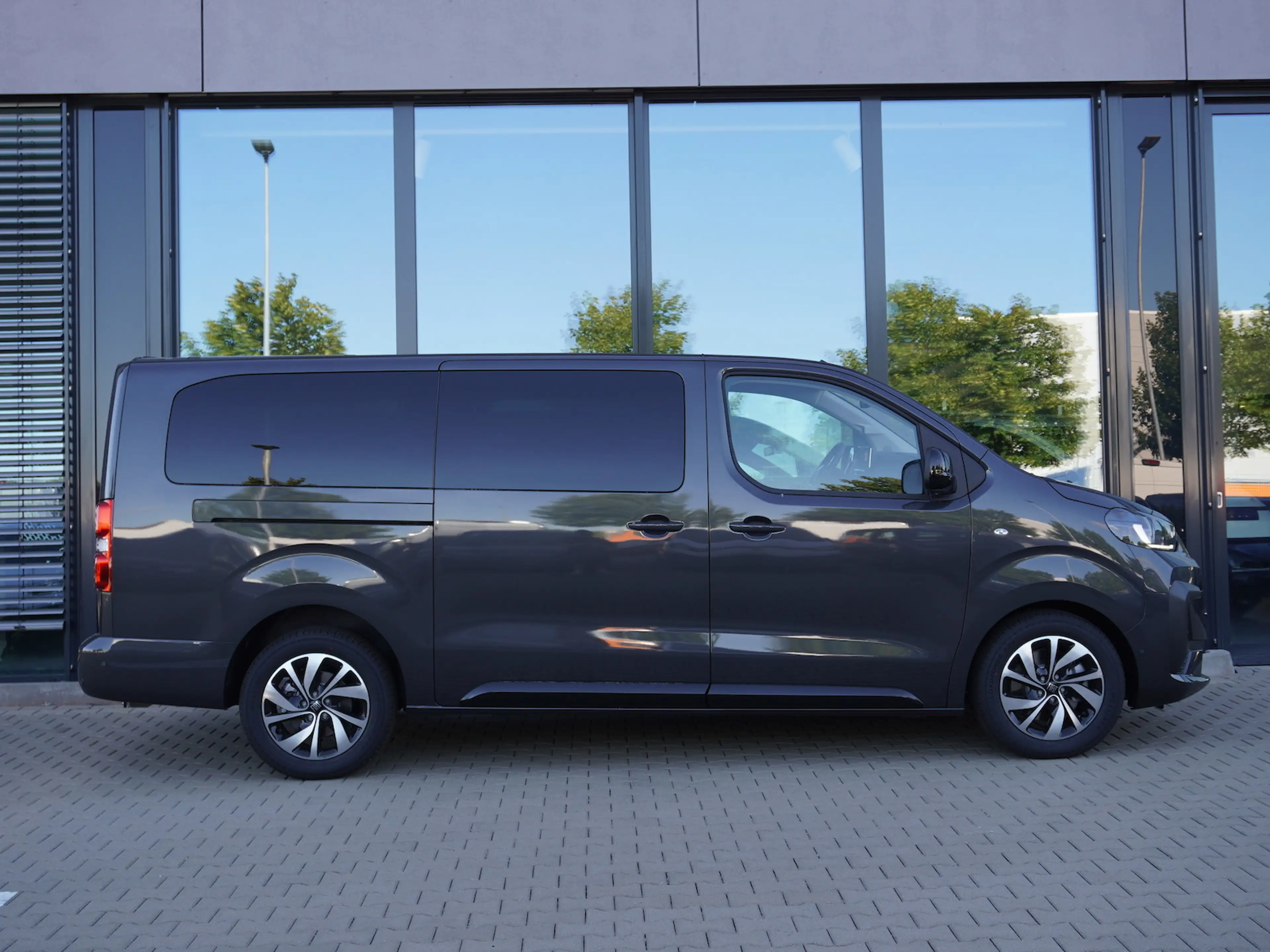 Fiat Ulysse Icon XL 180 AT / 8-Sitzer / 10-Zoll Navi — photo 3