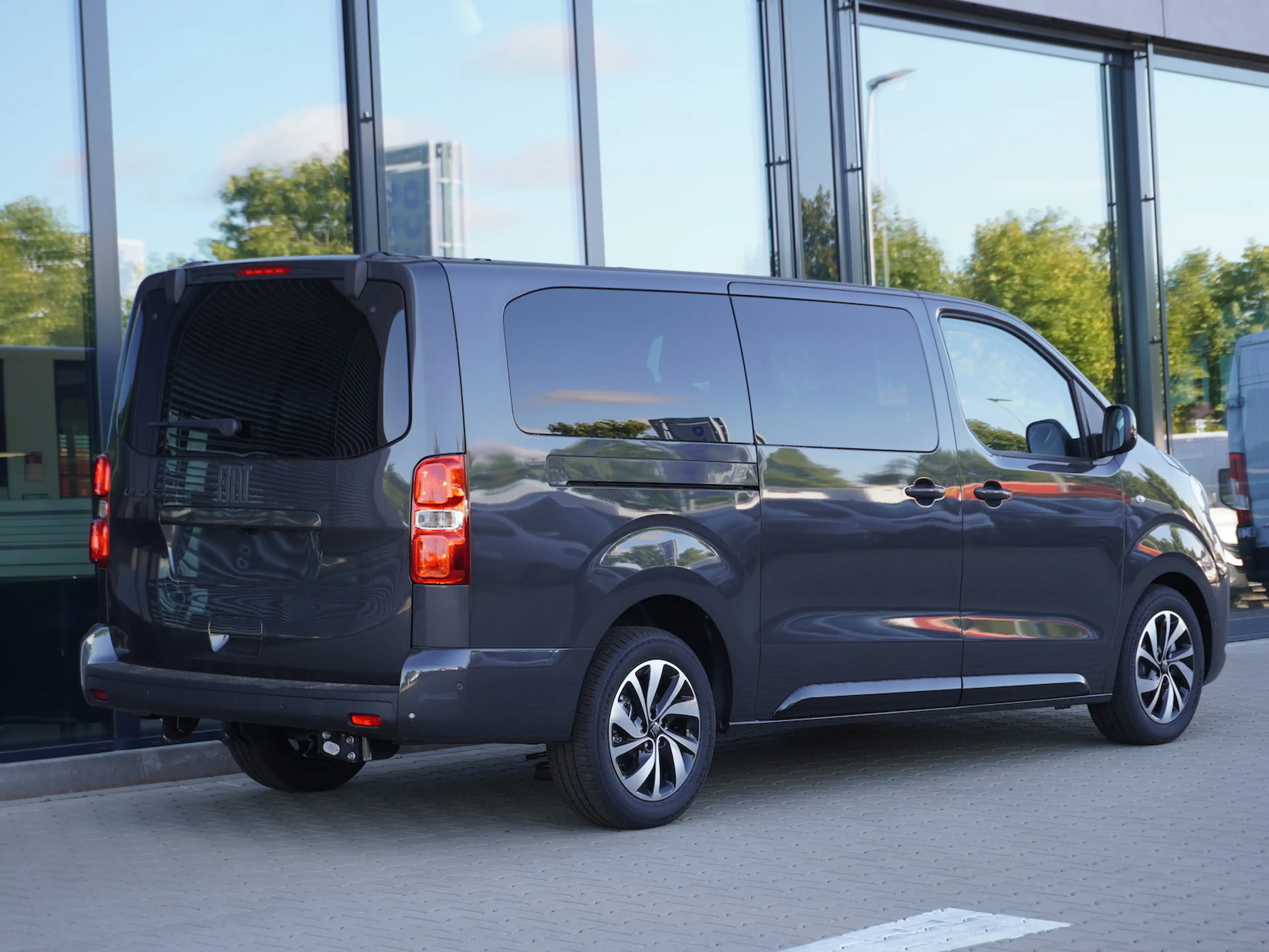 Fiat Ulysse Icon XL 180 AT / 8-Sitzer / 10-Zoll Navi — photo 2