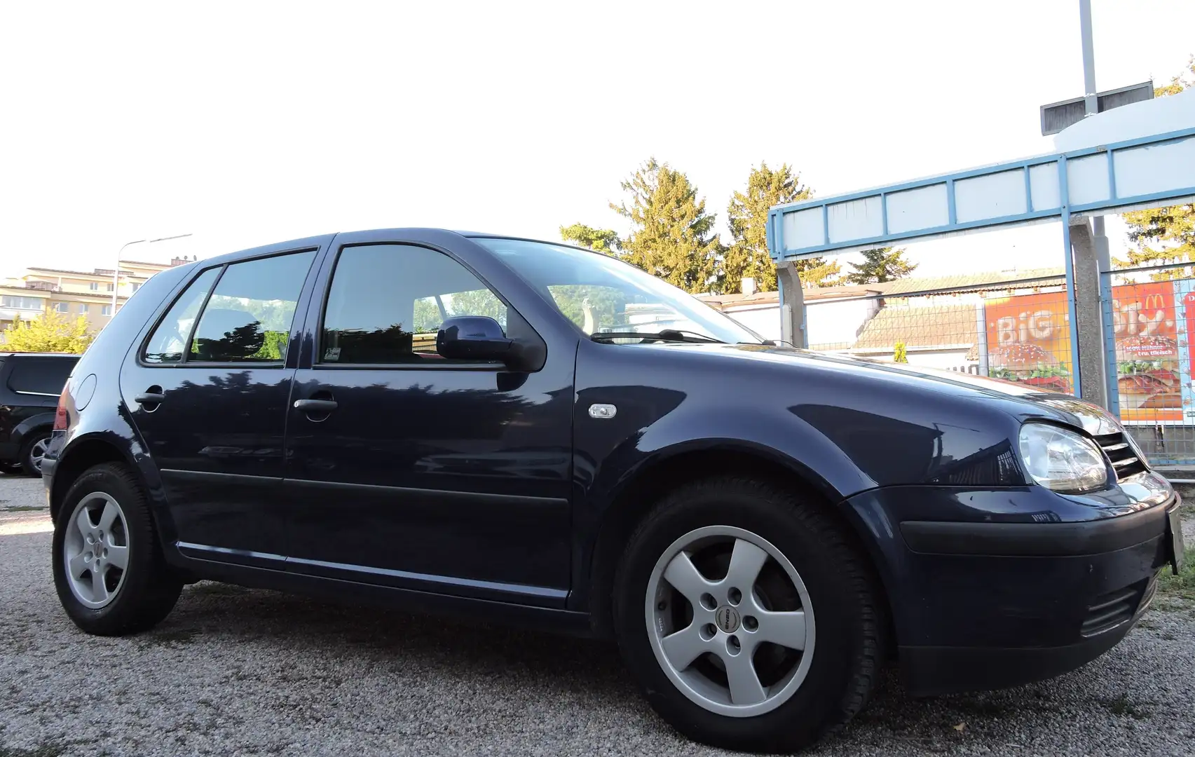 Volkswagen Golf GOLF 4  1.9TDI Blau - 2