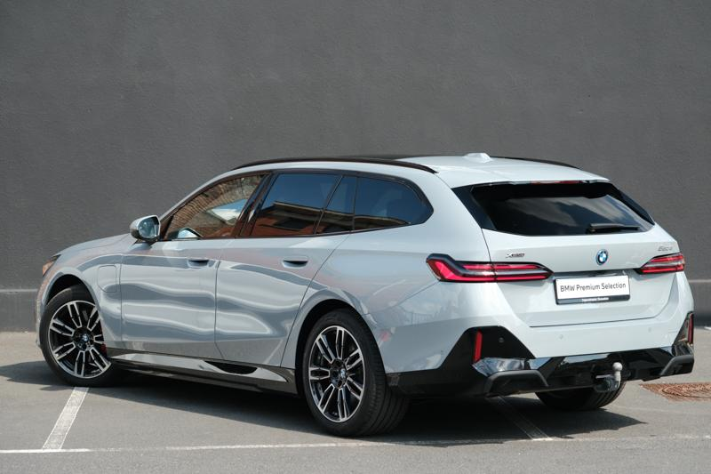 BMW 550 550e Touring M Sport PRO | TOWB | PANO | DRIVE PRO — photo 5