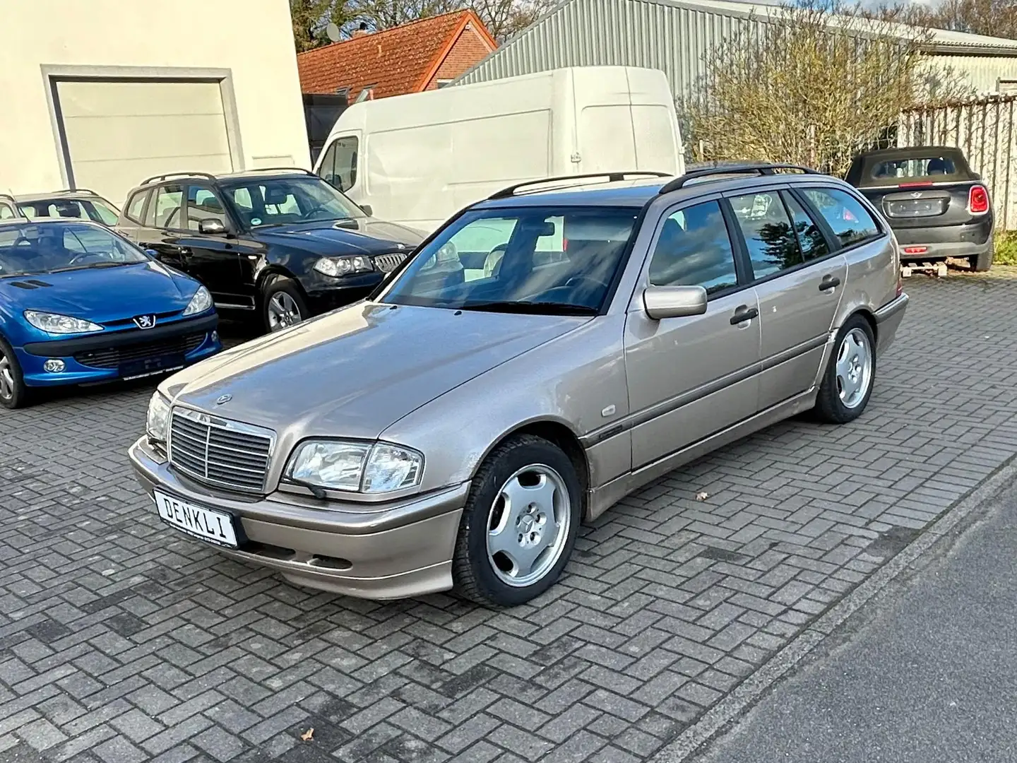 Mercedes-Benz 180 C180 T ESPRIT SELECTION AUTOMATIC XENON Or - 1