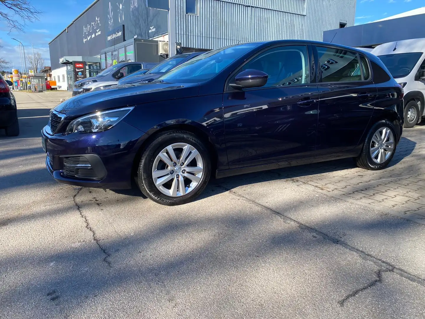 Peugeot 308 Active BlueHDi 130 Blau - 2