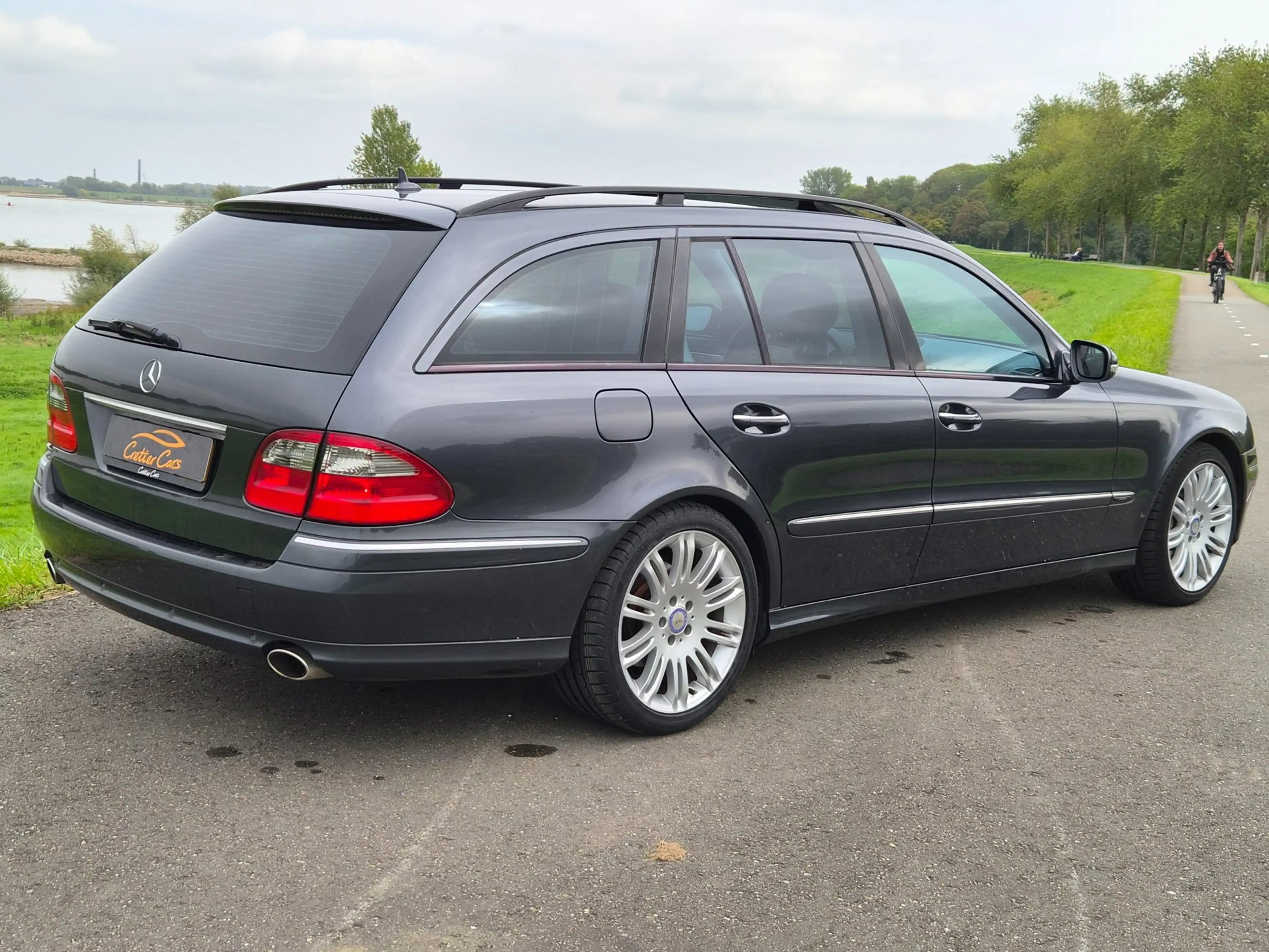 Mercedes-Benz E 350 Estate CGI Avantgarde | Sport Pakket — photo 16