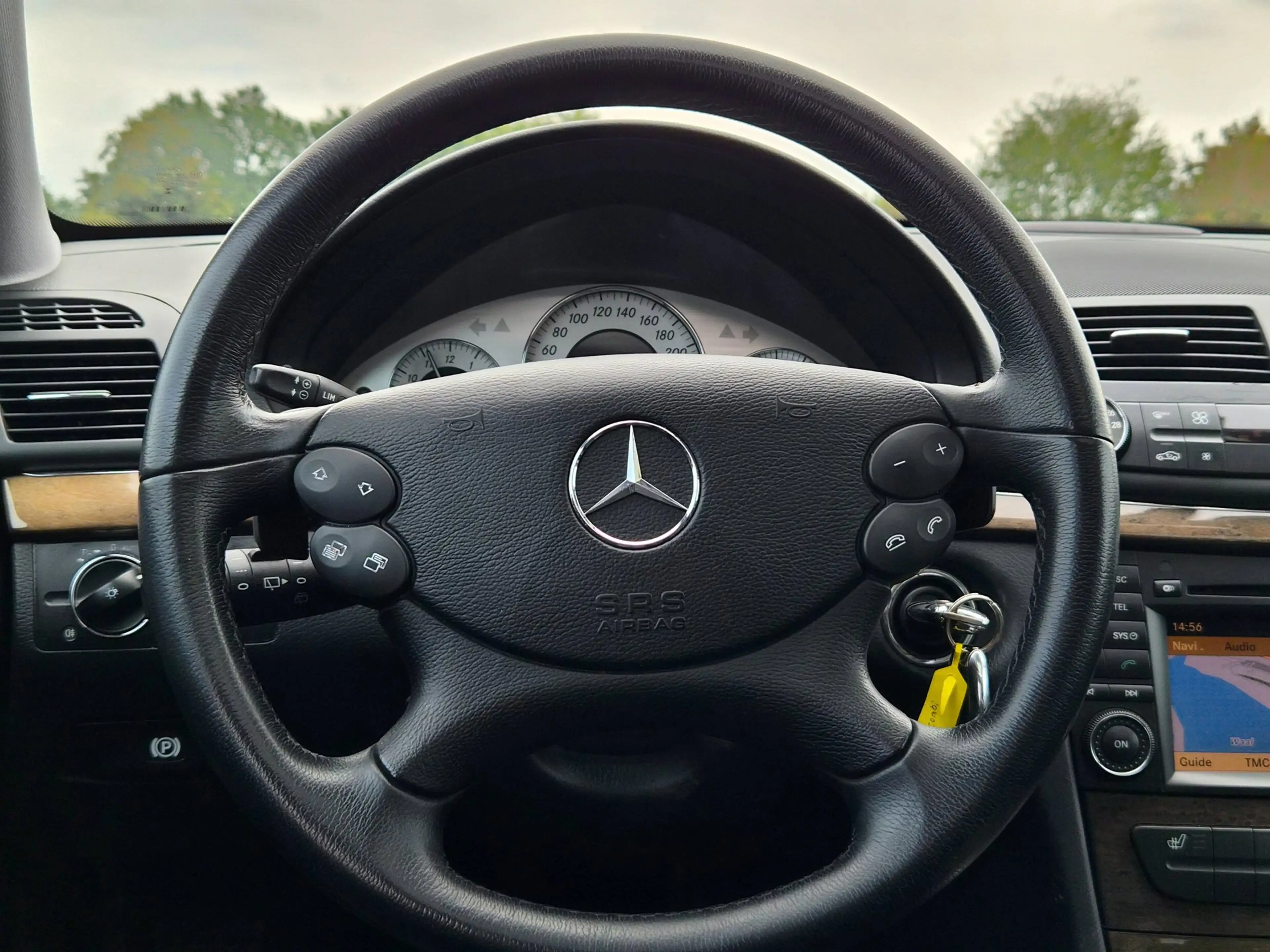 Mercedes-Benz E 350 Estate CGI Avantgarde | Sport Pakket — photo 34