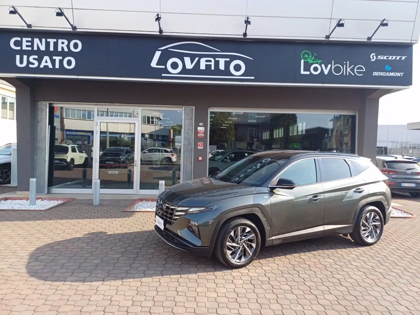 Hyundai TUCSON 1.6 T-GDI 48V DCT XLine Gris - 1