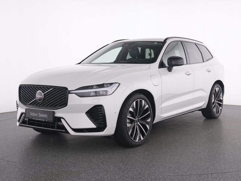 Volvo XC60 T8 Recharge  Ultra Dark+B&W+MASSAGE+LUFT — photo 2