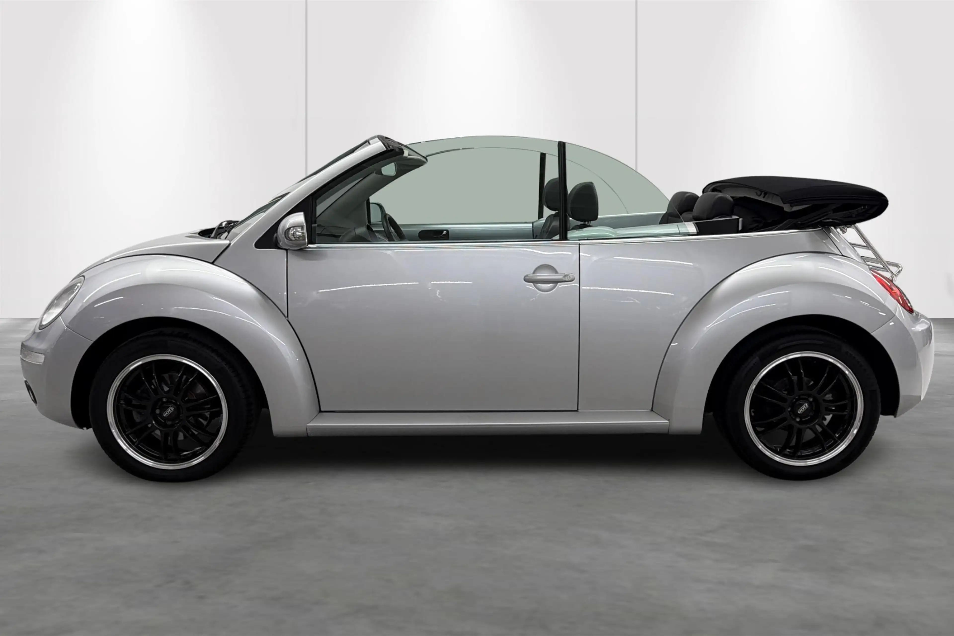 Volkswagen New Beetle Cabriolet 1.9 L TDi Cabriolet Leder Pack — photo 3