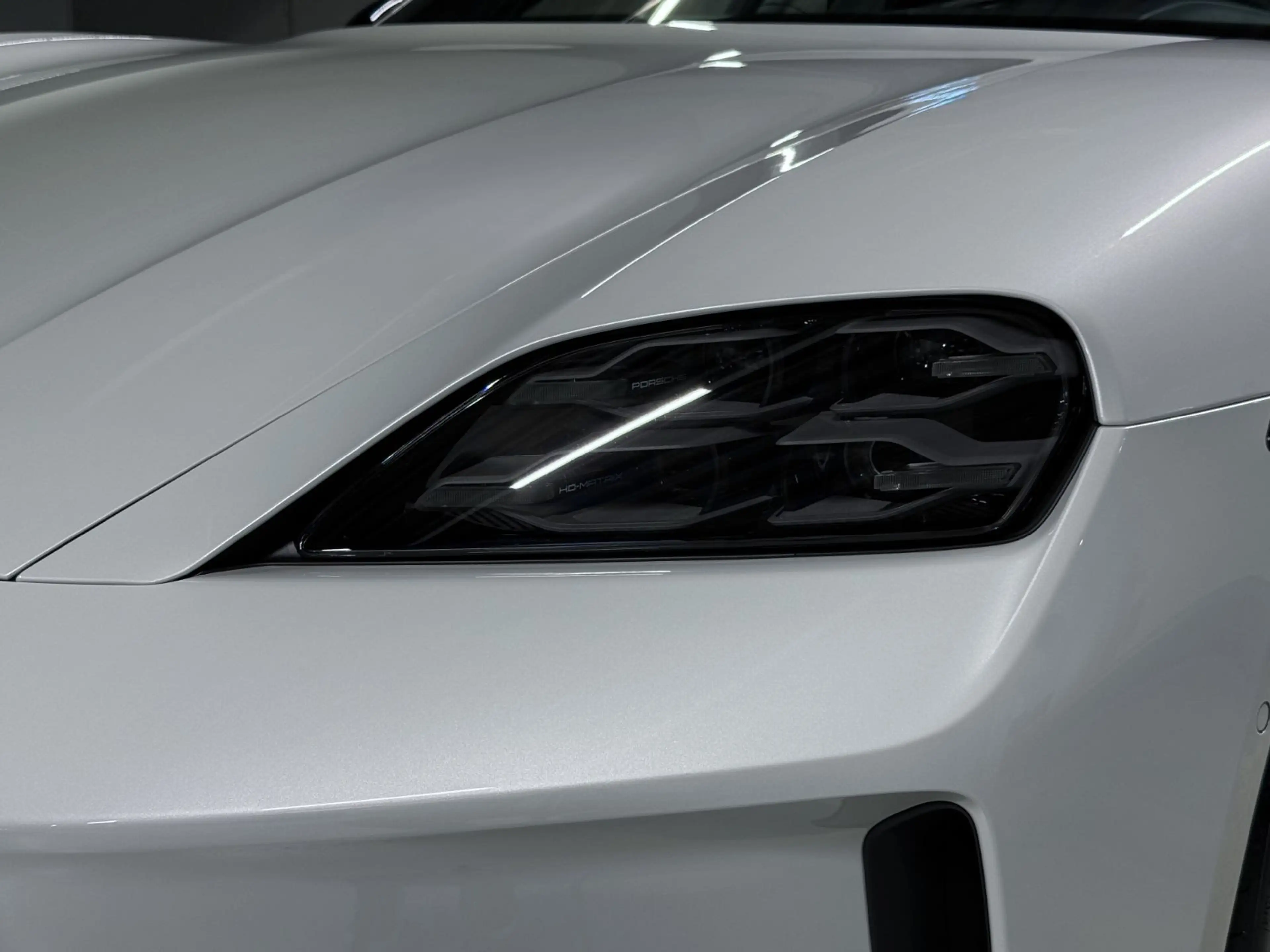 Porsche Taycan 4S Black Edition |HA-Lenkung | Soft-Close — photo 10