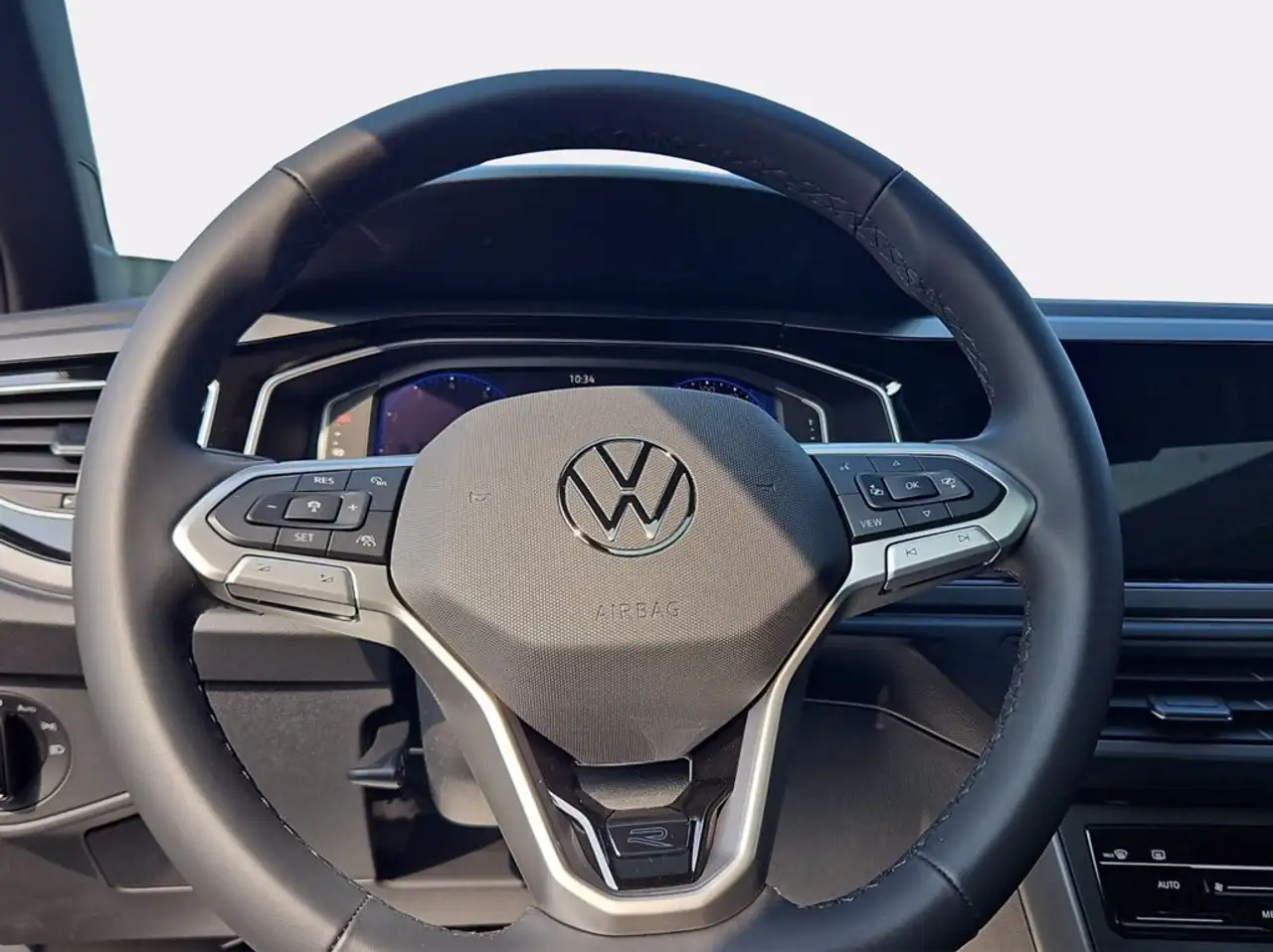 Volkswagen Taigo 1.0 tsi r-line plus 115cv 7