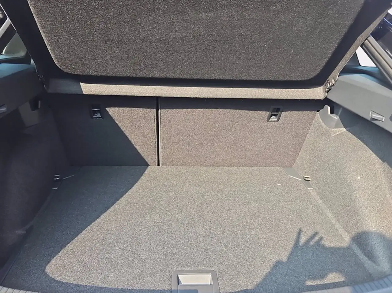 Volkswagen Taigo 1.0 tsi r-line plus 115cv 11