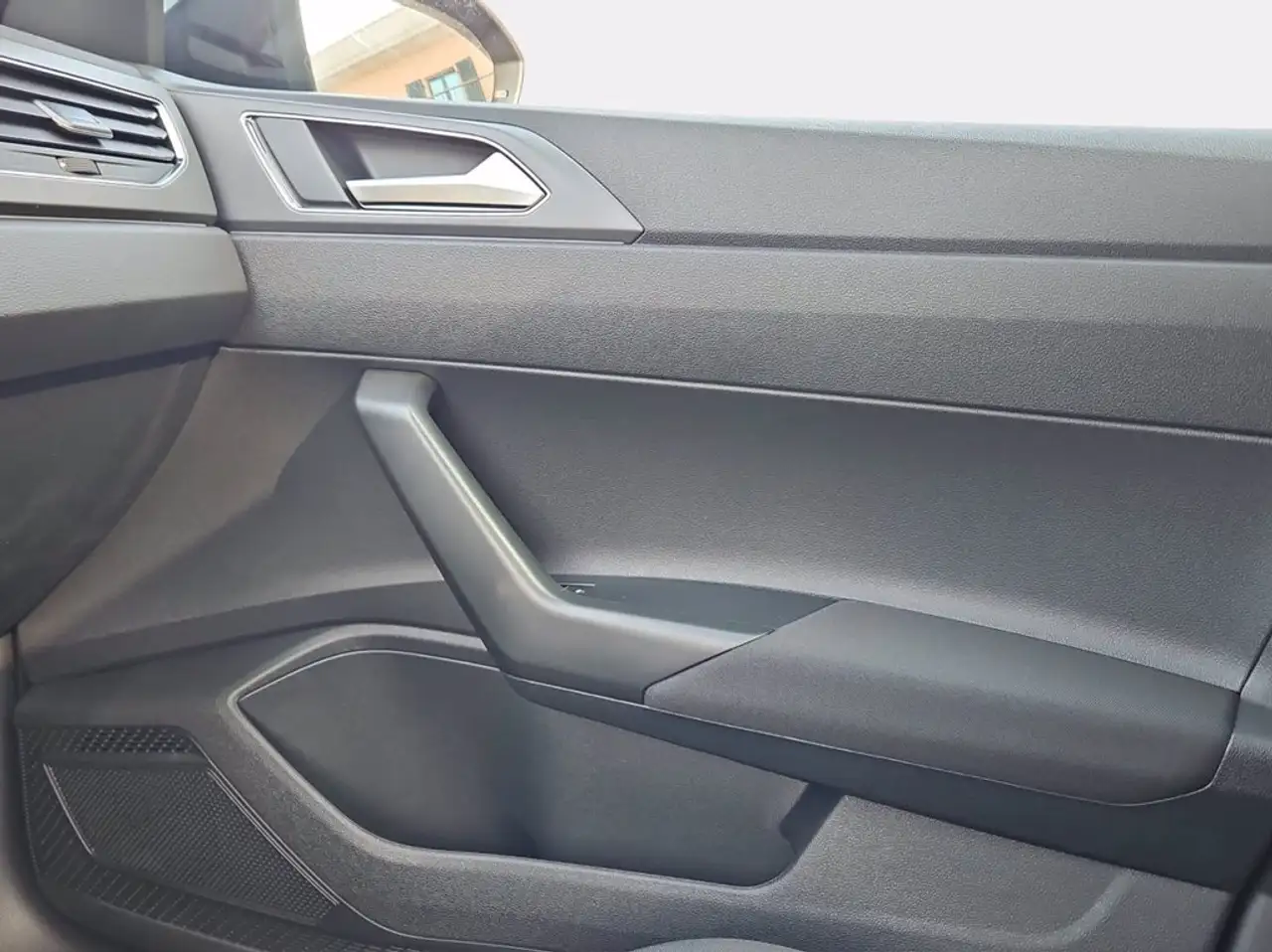 Volkswagen Taigo 1.0 tsi r-line plus 115cv 19