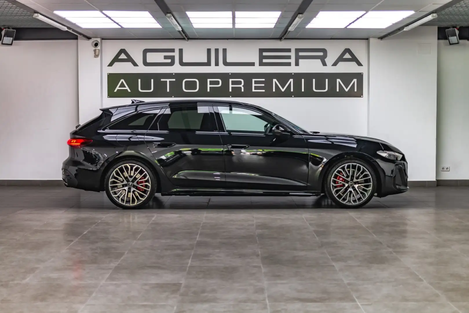 Audi S5 Avant TFSI S tronic 270kW Negro - 2
