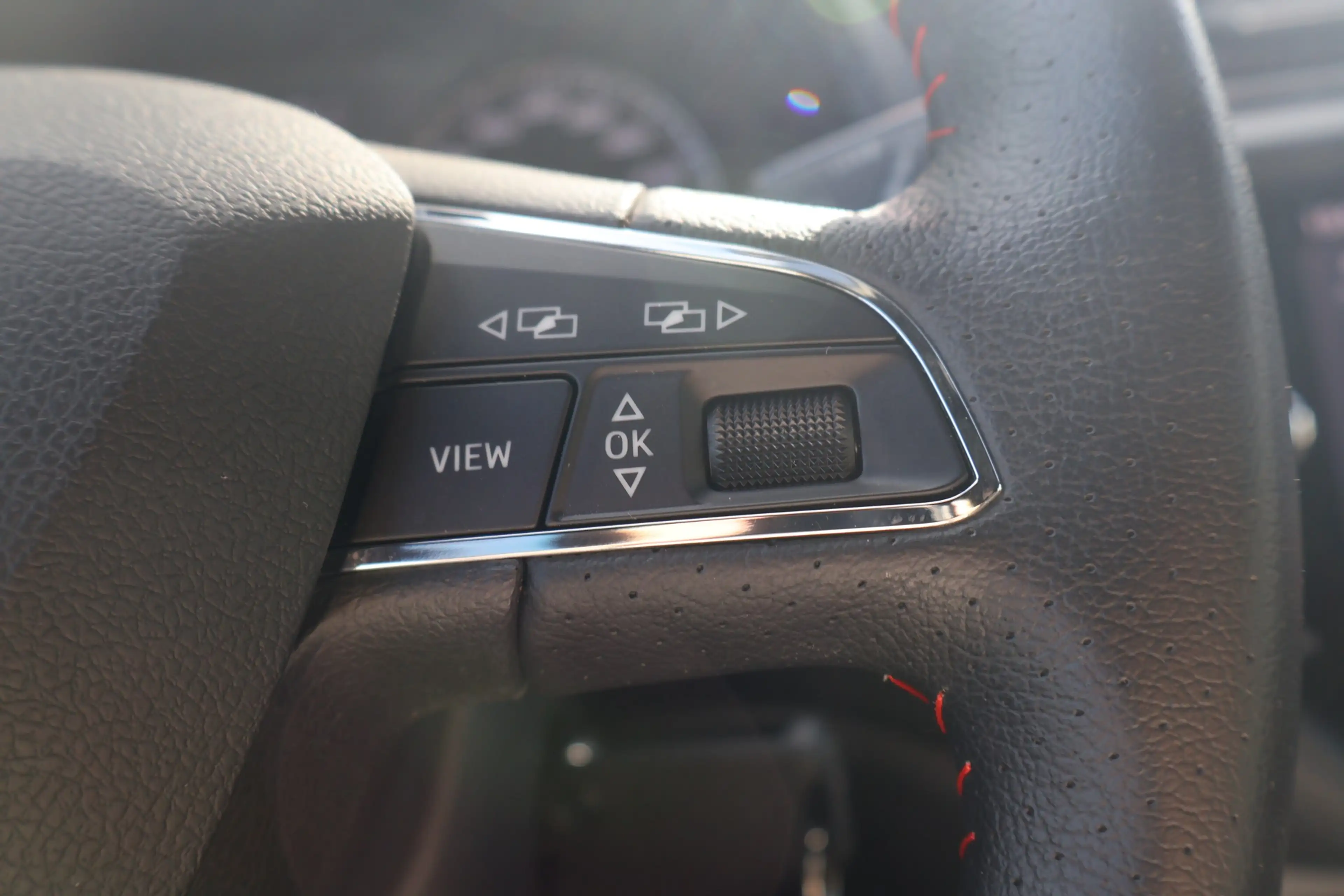 SEAT Arona 1.0 TSI FR — photo 20