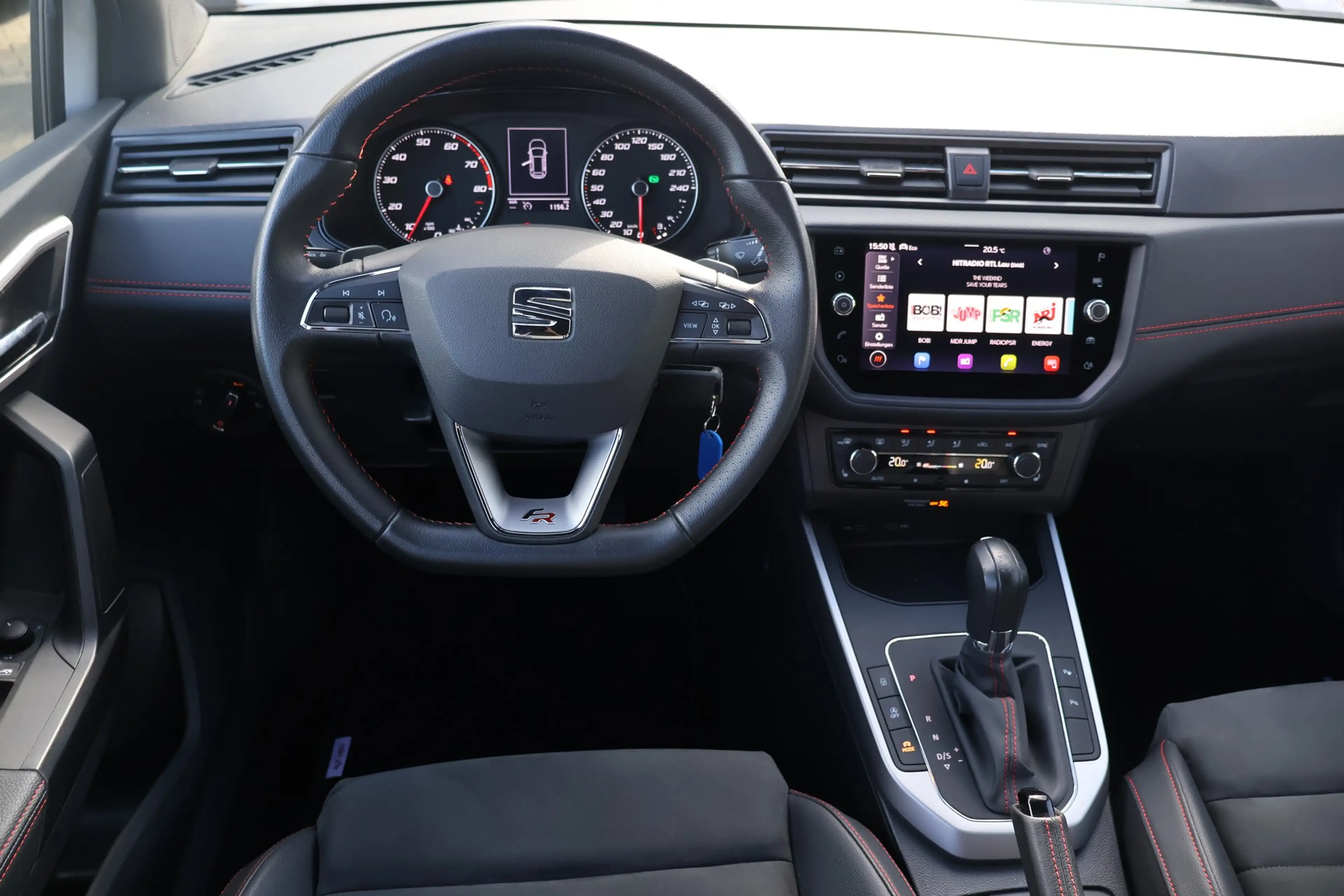 SEAT Arona 1.0 TSI FR — photo 10