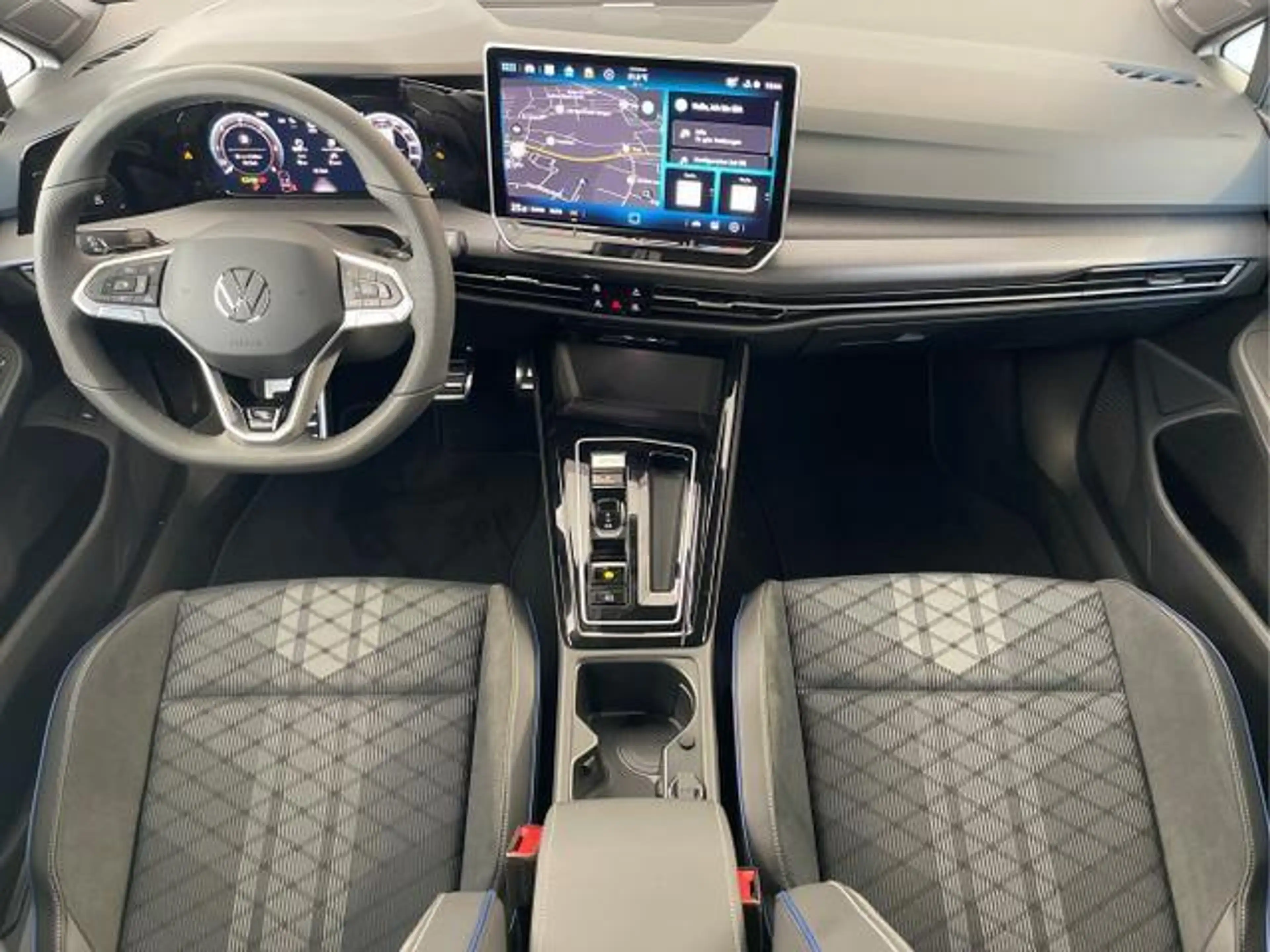 Volkswagen Golf Variant R-Line 150PS TDI DSG AHK+IQ-Light+Navi+Black Style — photo 7