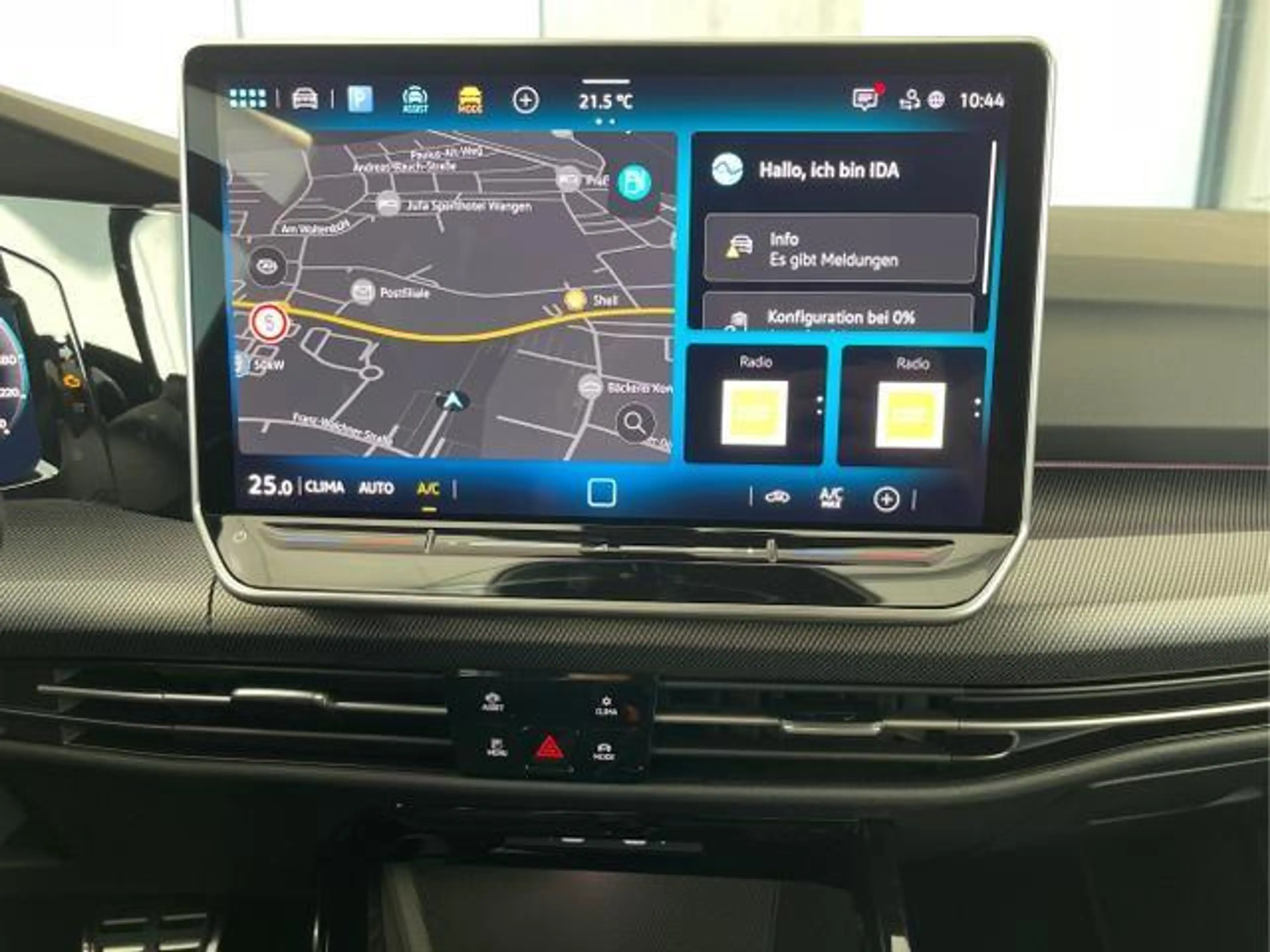 Volkswagen Golf Variant R-Line 150PS TDI DSG AHK+IQ-Light+Navi+Black Style — photo 8