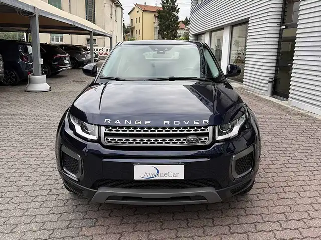 Land Rover Range Rover Evoque view 2