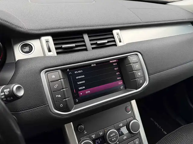 Land Rover Range Rover Evoque view 15