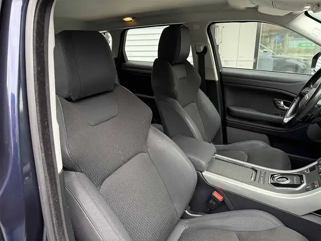 Land Rover Range Rover Evoque view 16