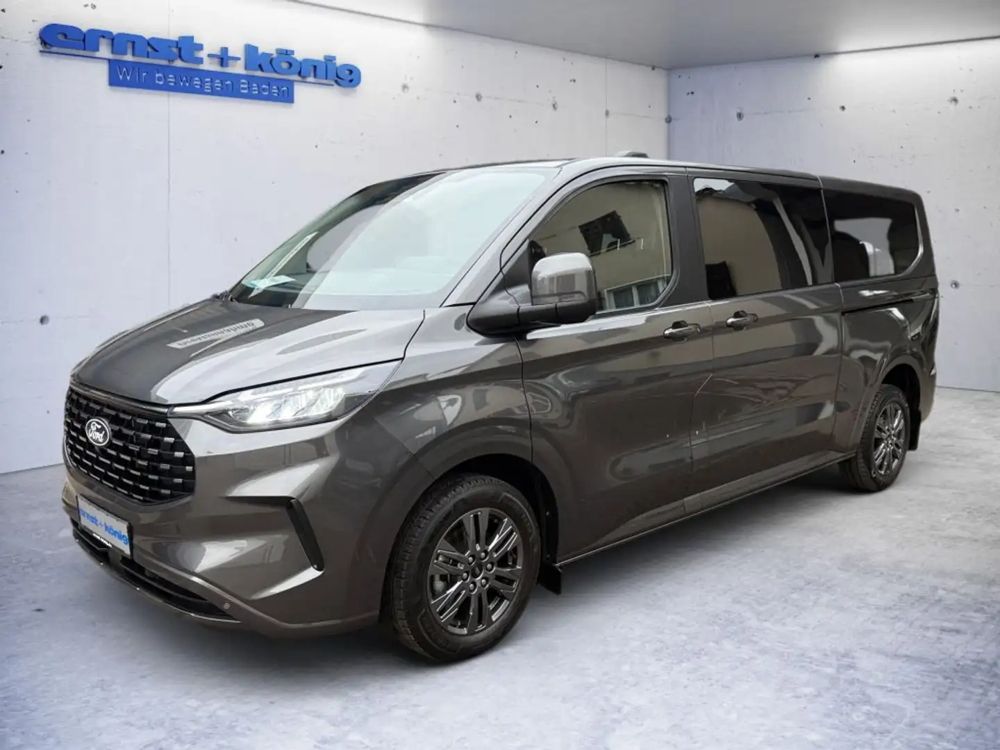 Ford Tourneo Custom 320 L2H1 VA Autm. Titanium Gris - 1