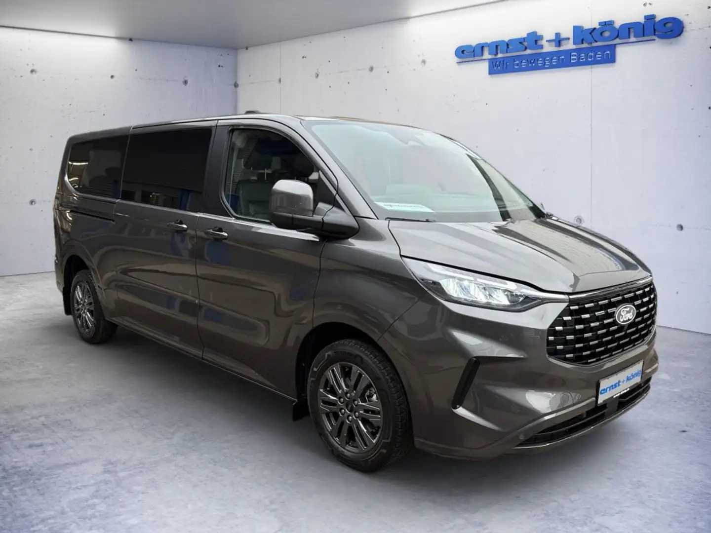 Ford Tourneo Custom 320 L2H1 VA Autm. Titanium Gris - 2