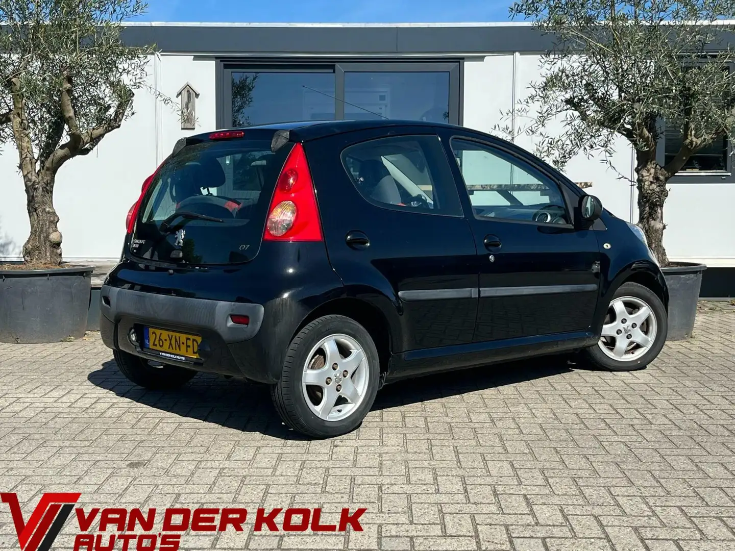 Peugeot 107 1.0-12V XS Urban Move 5 Deurs Airco Lichtmetaal Negro - 2