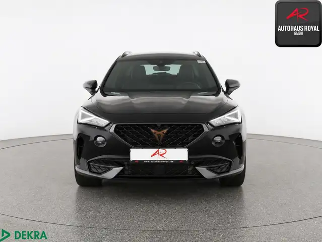 Cupra Formentor view 8