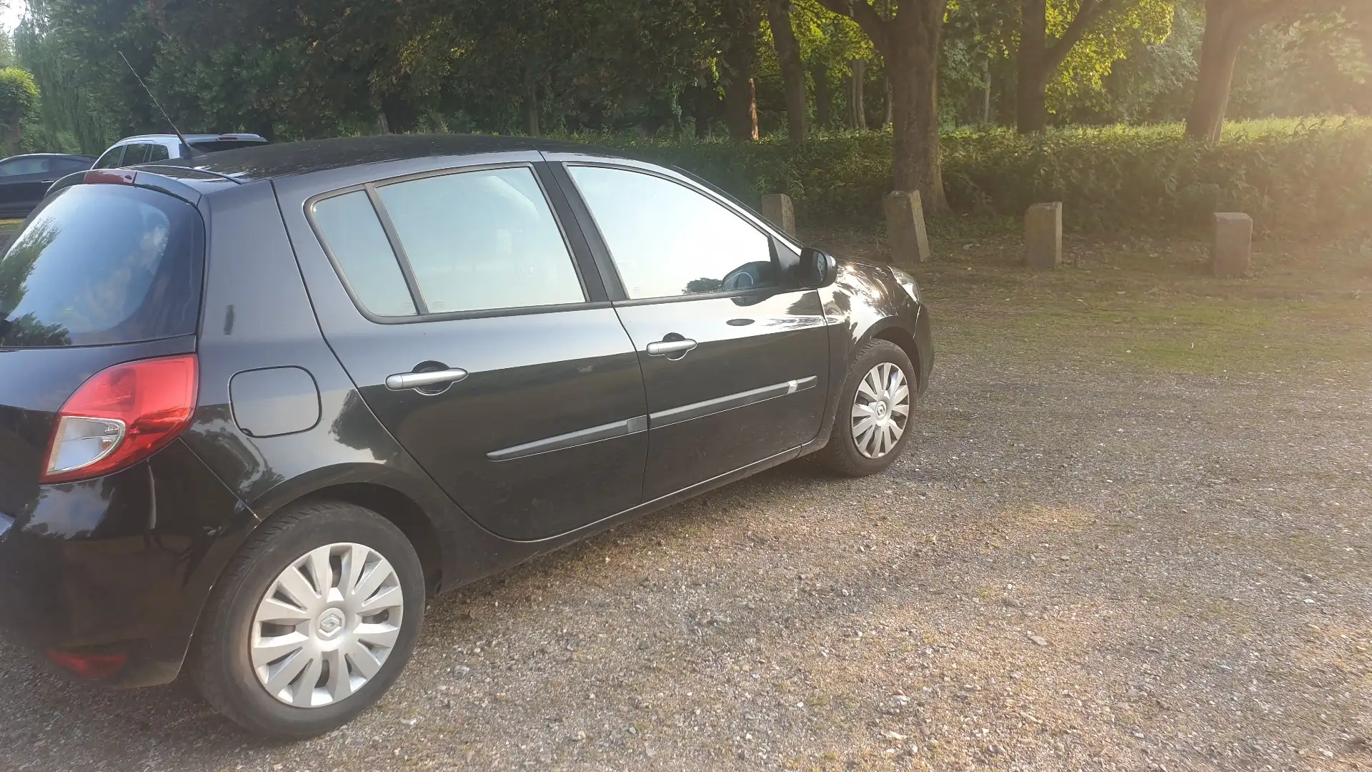 Renault Clio 1.5 dCi 85 eco2 Dynamique - 2