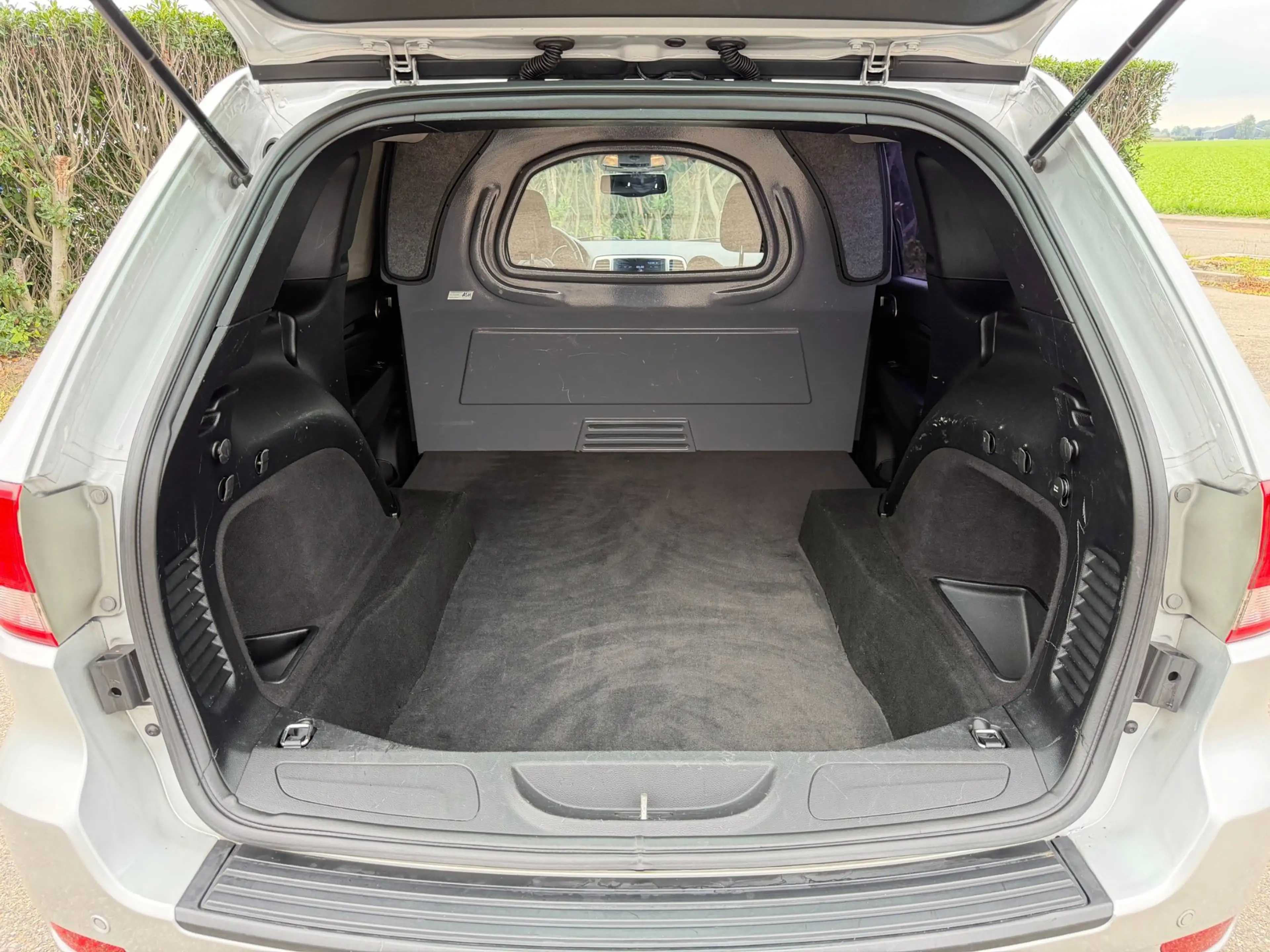 Jeep Grand Cherokee 3.0 CRD V6 AUT. LAREDO - APK 9/2027 — photo 5