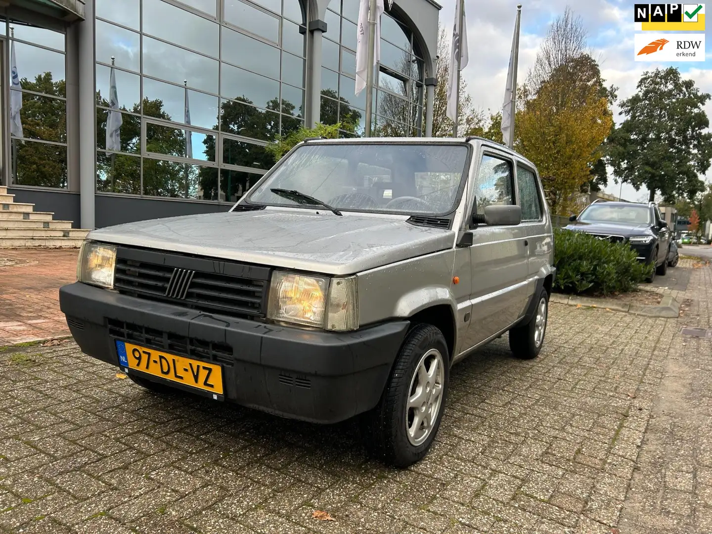 Fiat Panda 900 Young 113528 km nieuwe apk Grijs - 1