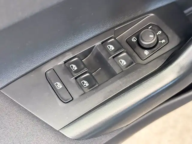 Volkswagen Polo view 21