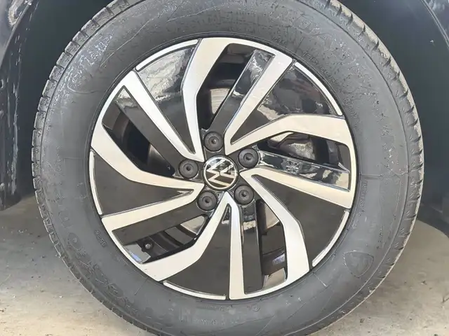 Volkswagen Polo view 16