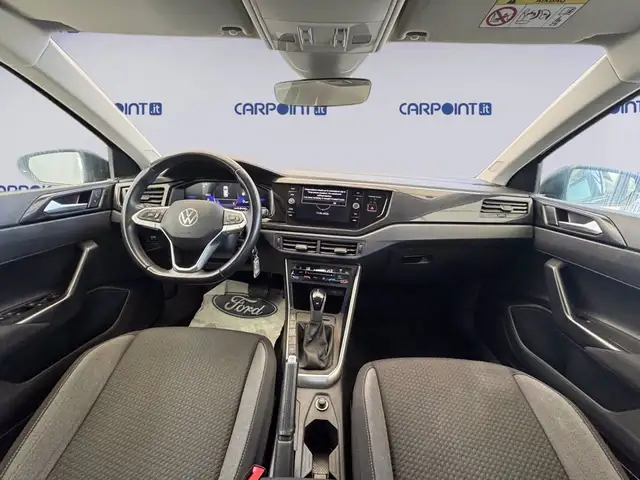 Volkswagen Polo view 12