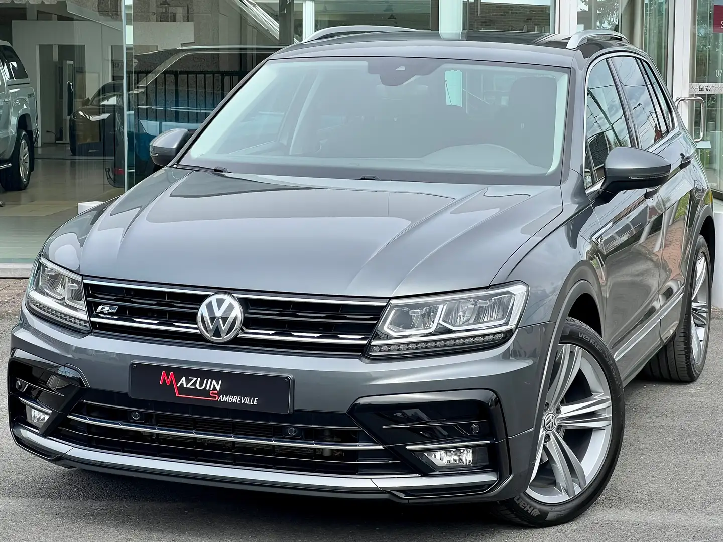 Volkswagen Tiguan 1.5 TSI * R-Line * 1er Propriétaire * Gar 1an * Szary - 1